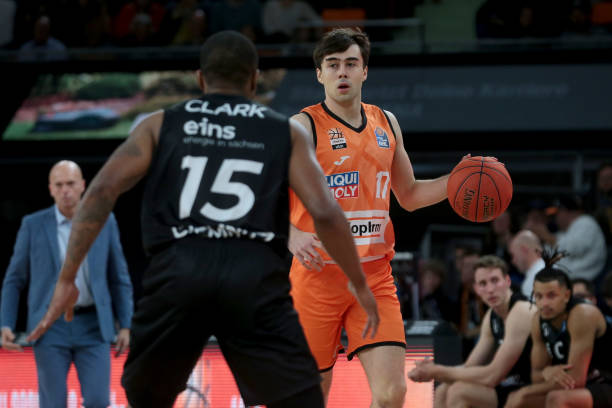 有效地帮助 有效地帮助