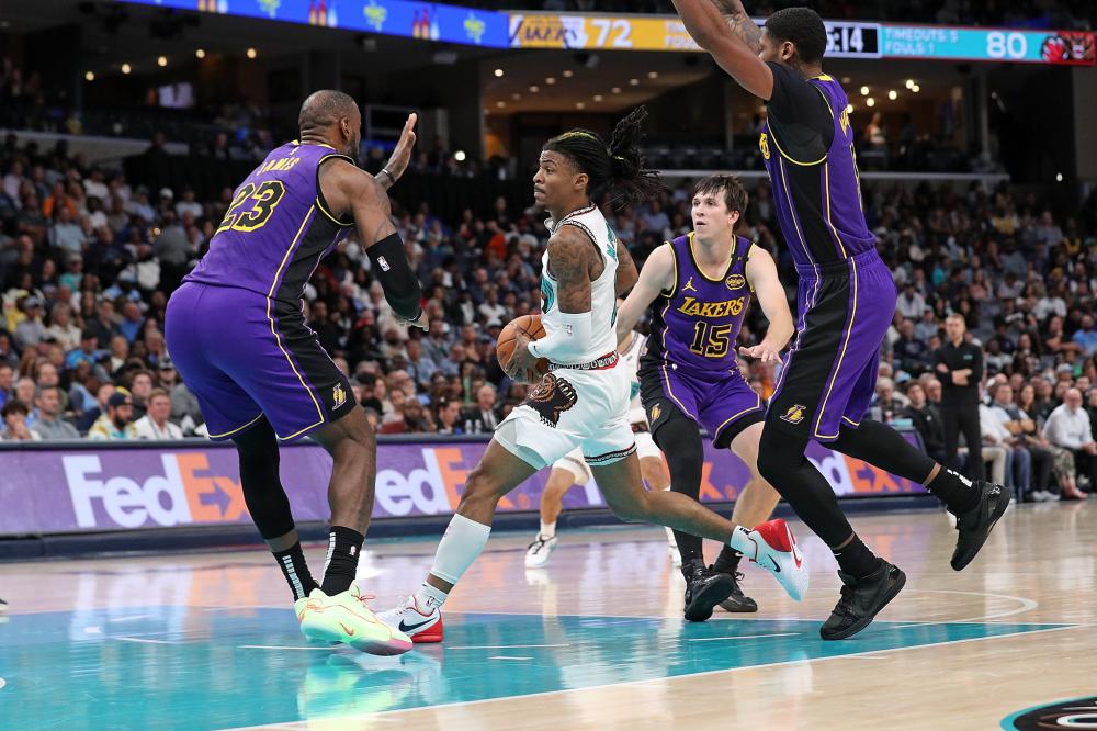 洲的足球体 洲的足球体